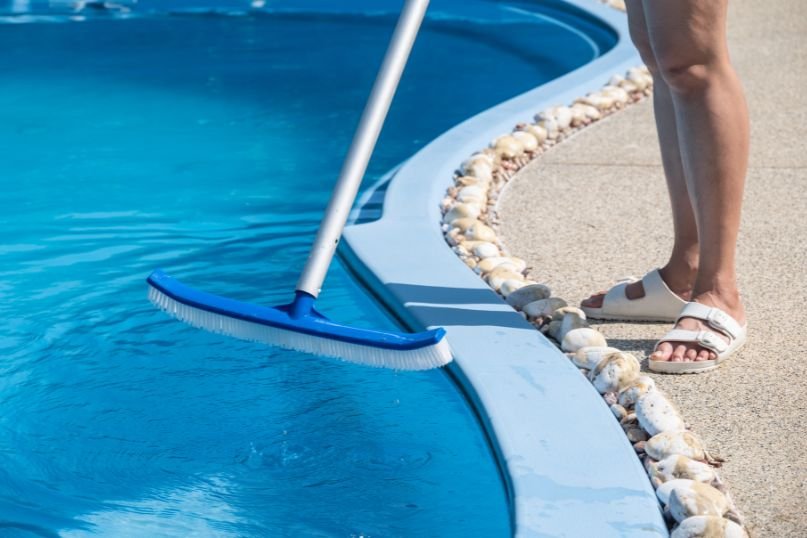 Preparar la piscina para el verano: guía paso a paso